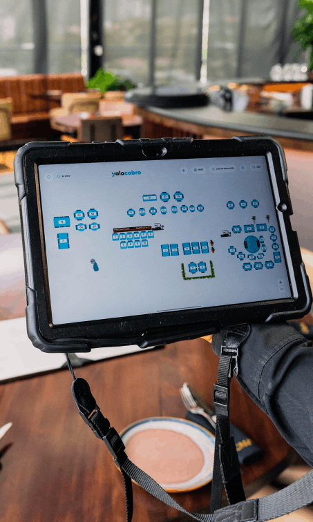 Mapa de mesas mostrado en una tablet